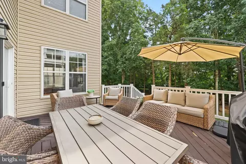 Exterior - 9054 Roaring Spring Loop, Bristow, VA 20136 photo 2 of 9