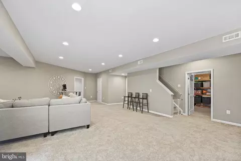 Entry Way - 9054 Roaring Spring Loop, Bristow, VA 20136 photo 8 of 8