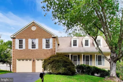 11815 Troika Ct, Woodbridge, VA 22192