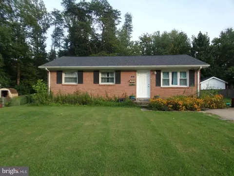 3721 Forestdale Ave, Woodbridge, VA 22193