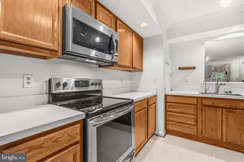 Kitchen - 12835 Mill Brook Ct, Woodbridge, VA 22192 photo 7 of 7