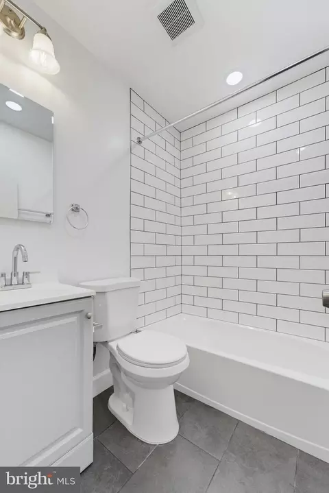 Bath - 8081 Community Dr, Manassas, VA 20109 photo 4 of 4