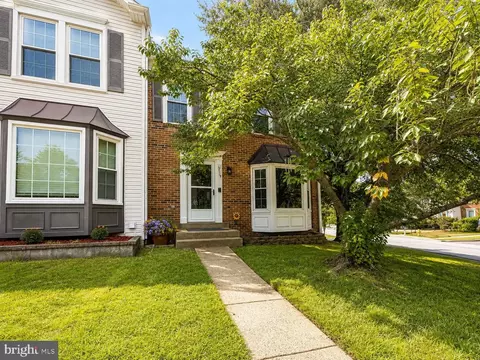 3729 Ottawa Ct, Woodbridge, VA 22192