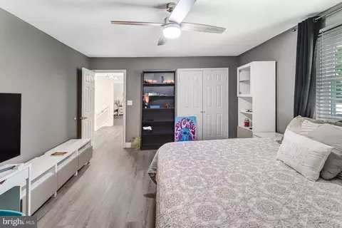 Bedroom - 3237 Riverview Dr, Triangle, VA 22172 photo 4 of 4