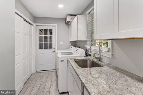 Other - 3237 Riverview Dr, Triangle, VA 22172 photo 3 of 4