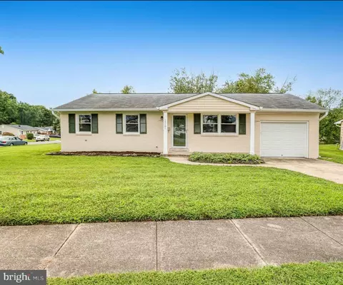 15101 Campbell Ln, Woodbridge, VA 22193