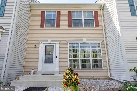 9087 Slate Stone Loop, Bristow, VA 20136