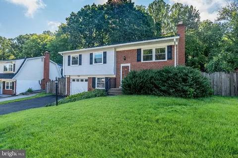 14223 Lindendale Rd, Woodbridge, VA 22193