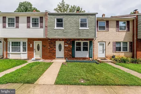 14585 Earlham Ct, Woodbridge, VA 22193