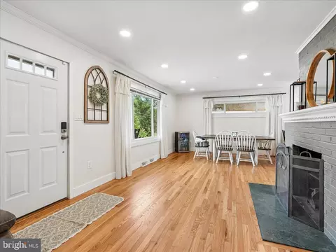 Entry Way - 7704 Huron Dr, Gainesville, VA 20155 photo 1 of 2