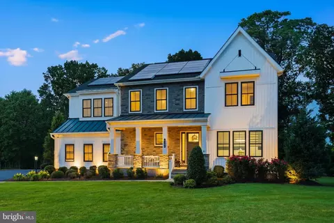 4384 Despain Pl, Haymarket, VA 20169
