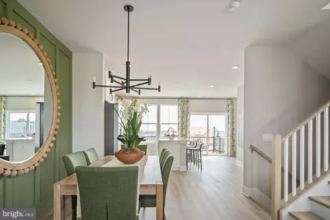 Dining - 11324 Hypatia Loop, Manassas, VA 20109 photo 2 of 2