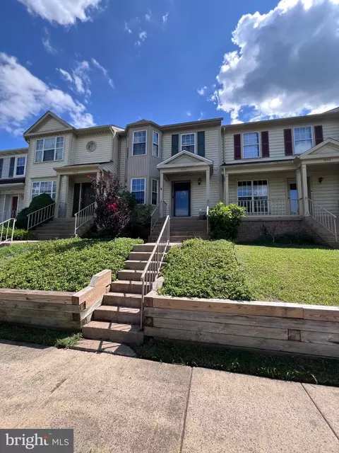 Exterior - 7851 Brookview Ct, Manassas, VA 20109 photo 4 of 8