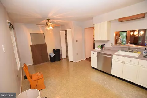Entry Way - 7851 Brookview Ct, Manassas, VA 20109 photo 1 of 5