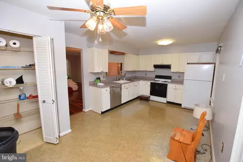 Kitchen - 7851 Brookview Ct, Manassas, VA 20109 photo 1 of 3