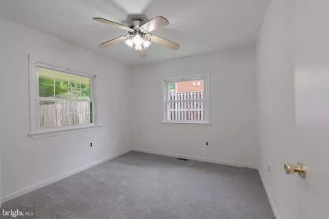 Bedroom - 18724 Kerill Rd, Triangle, VA 22172 photo 4 of 9