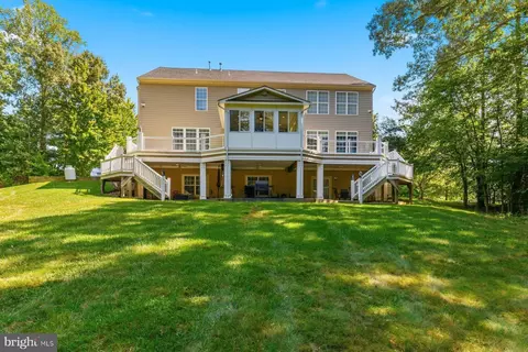 Exterior - 5501 Evesham Ct, Woodbridge, VA 22192 photo 9 of 9