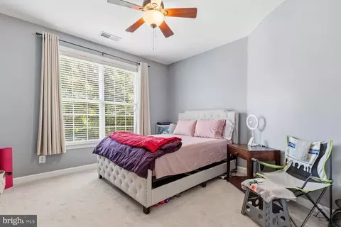 Bedroom - 5501 Evesham Ct, Woodbridge, VA 22192 photo 4 of 6