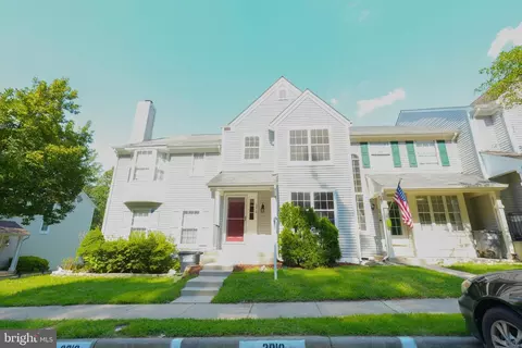 3910 Marquis Pl, Woodbridge, VA 22192
