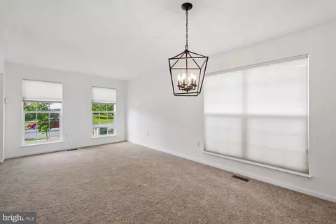 Living - 8737 Hackney Dr, Bristow, VA 20136 photo 2 of 10
