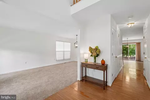 Entry Way - 8737 Hackney Dr, Bristow, VA 20136 photo 2 of 5