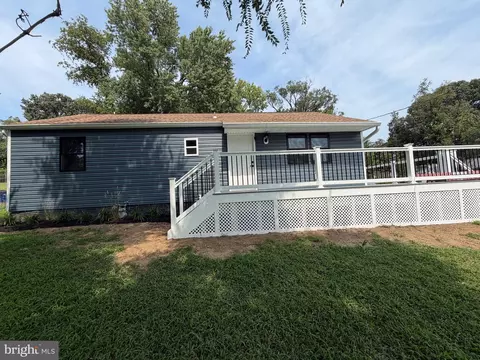 1516 Walnut St, Woodbridge, VA 22191