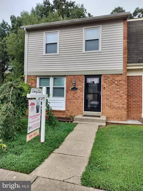 1938 Mariner Ln, Woodbridge, VA 22192