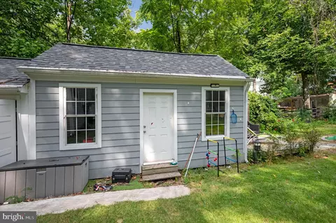 Other - 3932 Oakdale Cir, Triangle, VA 22172 photo 9 of 13