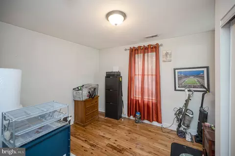 Other - 3932 Oakdale Cir, Triangle, VA 22172 photo 6 of 13
