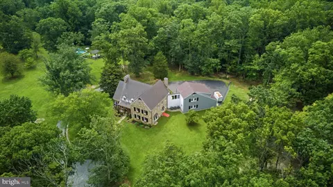 3204 Mountain Rd, Haymarket, VA 20169