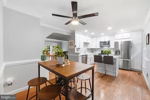 12750 Perchance Ter, Woodbridge, VA 22192