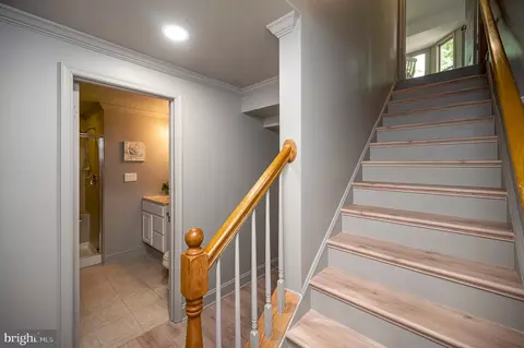 Entry Way - 4204 Avon Dr, Dumfries, VA 22025 photo 3 of 5