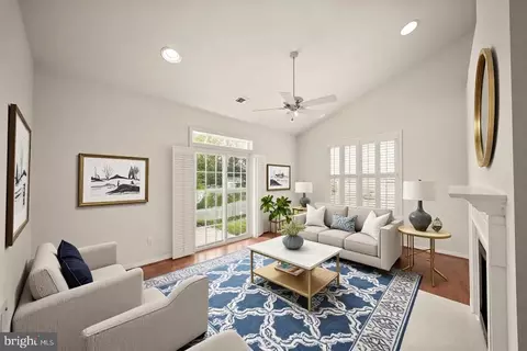 Living - 13217 Triple Crown Loop, Gainesville, VA 20155 photo 3 of 4