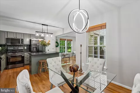 Dining - 15769 Viewpoint Cir, Dumfries, VA 22025 photo 2 of 2