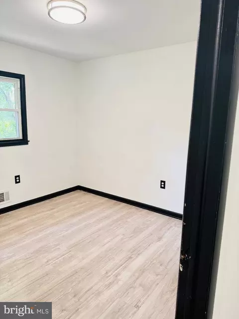 Other - 19002 Red Oak Ln, Triangle, VA 22172 photo 1 of 2