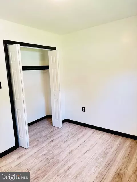 Other - 19002 Red Oak Ln, Triangle, VA 22172 photo 2 of 2