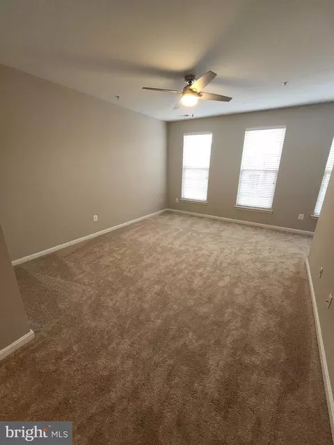 Living - 7744 Cedar Branch Dr, Gainesville, VA 20155 photo 3 of 3