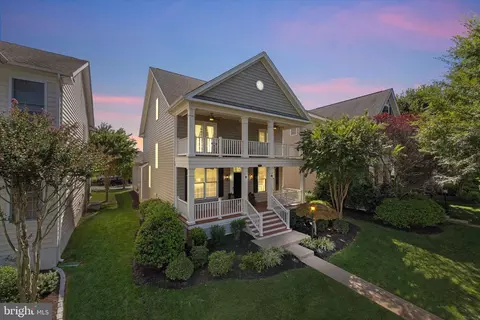 15553 Admiral Baker Cir, Haymarket, VA 20169