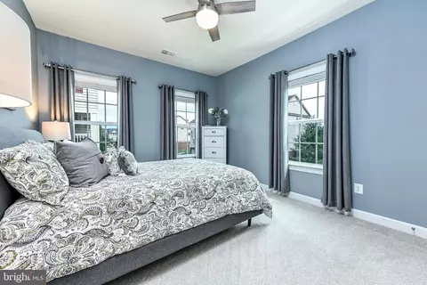 Bedroom - 7868 Culloden Crest Ln, Gainesville, VA 20155 photo 3 of 4