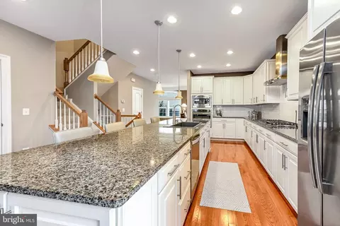 Kitchen - 7868 Culloden Crest Ln, Gainesville, VA 20155 photo 4 of 4
