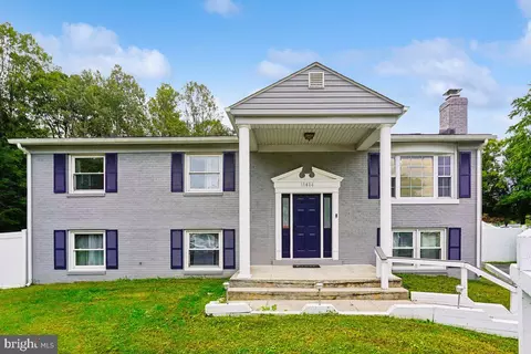 13406 Nickleson Dr, Woodbridge, VA 22193