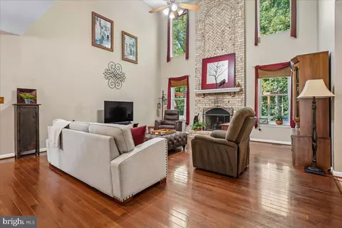 Other - 2900 Nicely Ct, Dumfries, VA 22026 photo 2 of 17