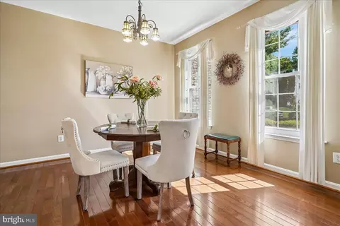 Dining - 2900 Nicely Ct, Dumfries, VA 22026 photo 2 of 2
