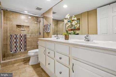 Bath - 12840 Dunbarton Dr, Bristow, VA 20136 photo 3 of 3