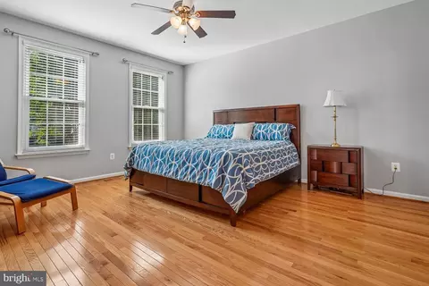 Bedroom - 12840 Dunbarton Dr, Bristow, VA 20136 photo 1 of 10