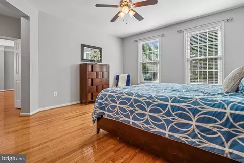 Bedroom - 12840 Dunbarton Dr, Bristow, VA 20136 photo 2 of 10