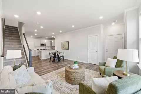 2325 Stephanie Tessa Ln, Woodbridge, VA 22191
