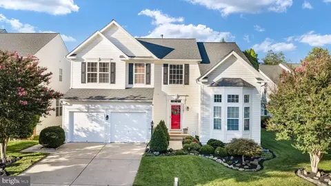 Exterior - 13107 Bigleaf Maple Ct, Gainesville, VA 20155 photo 9 of 14