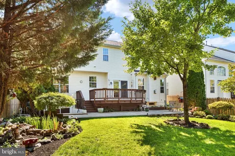 Exterior - 13107 Bigleaf Maple Ct, Gainesville, VA 20155 photo 6 of 14