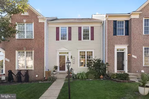 14102 Madrigal Dr, Woodbridge, VA 22193